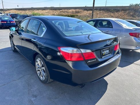 Used 2014 Honda Accord Sport image 4