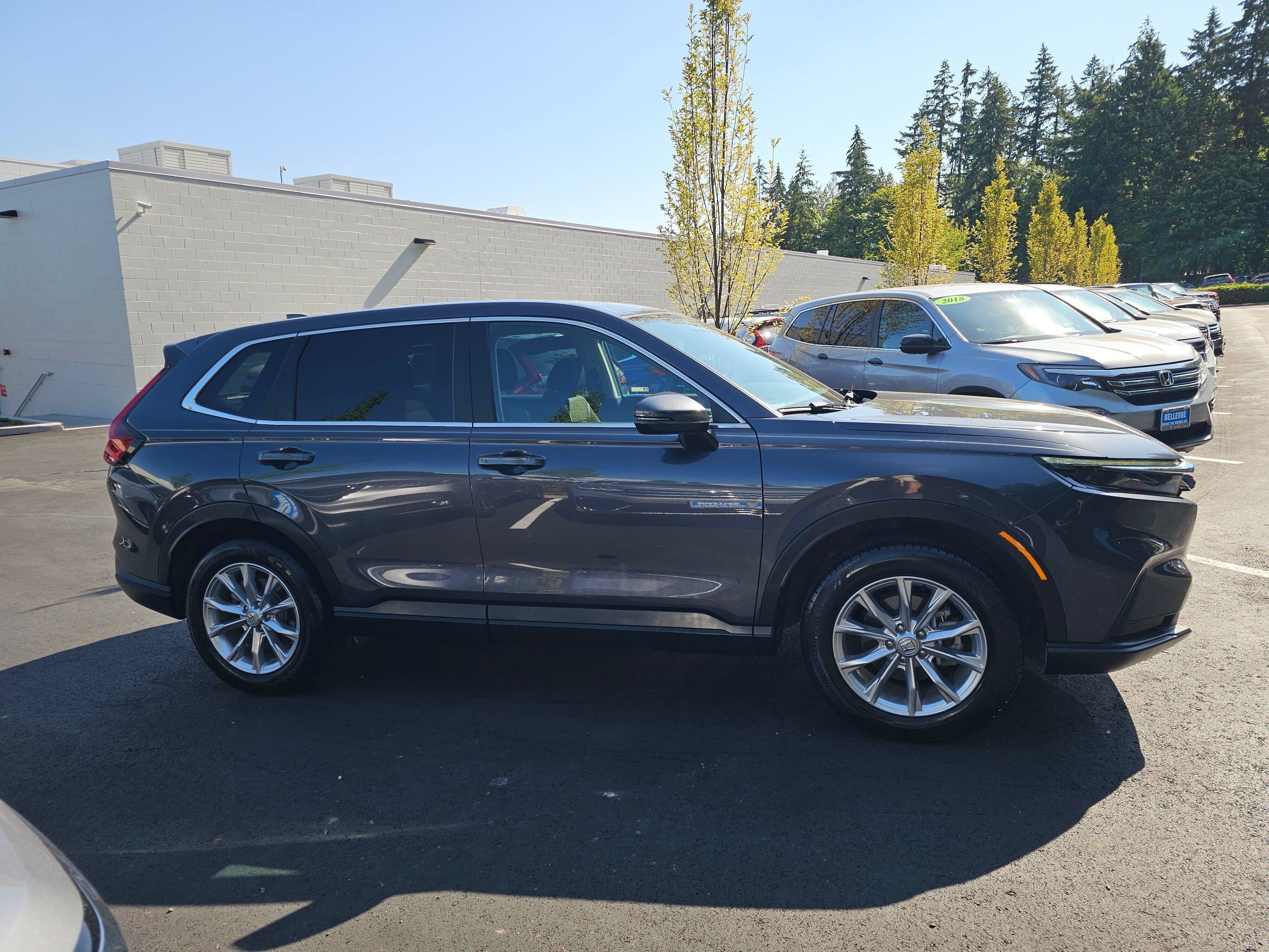 Used 2024 Honda CR-V EX image 8