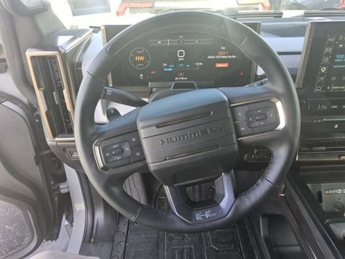 Used 2025 GMC Hummer EV 3X w/ LPO, Cargo Utility Package AWD/4WD image 3