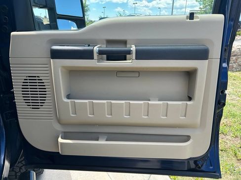 Used 2010 Ford F350 4x4 Crew Cab Super Duty image 28