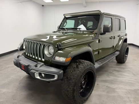 Used 2021 Jeep Wrangler Unlimited Sahara w/ Uconnect 4C Nav & Sound Group AWD/4WD image 6