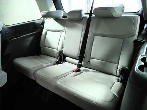 Certified 2025 Ford Expedition Active AWD/4WD image 15