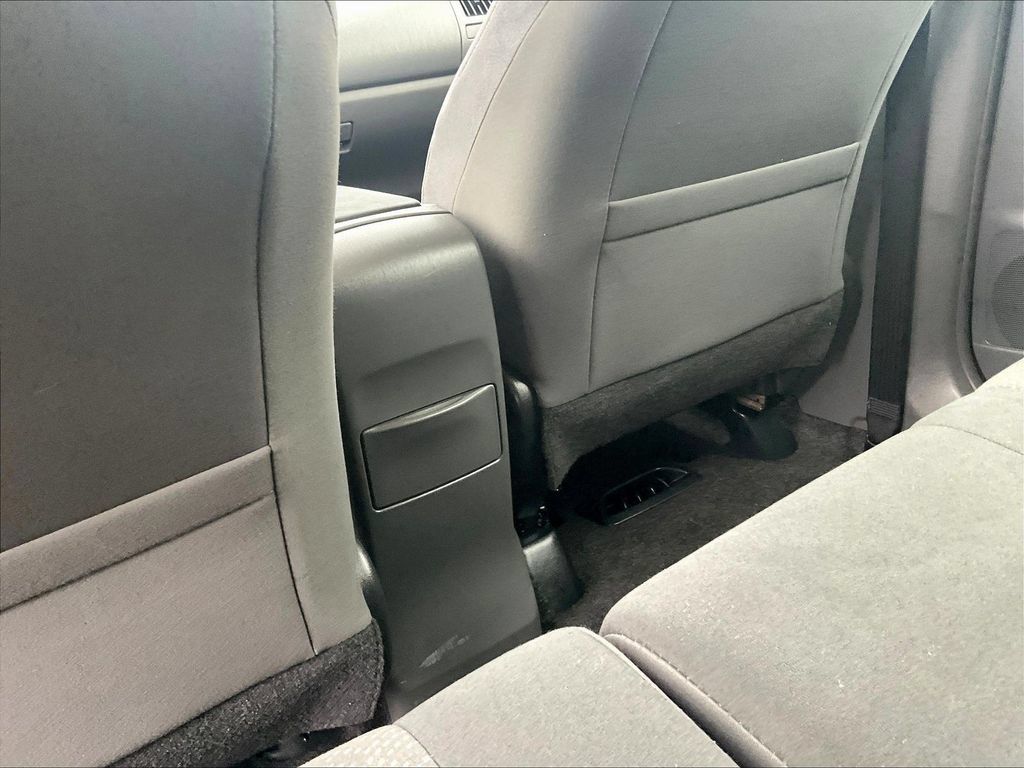 Used 2013 Toyota Prius V Three FWD image 10