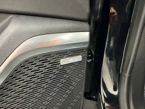 Certified 2025 Buick Enclave Preferred image 22