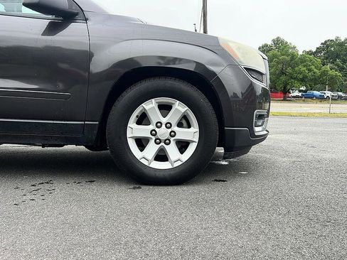 Used 2015 GMC Acadia SLE AWD/4WD image 25