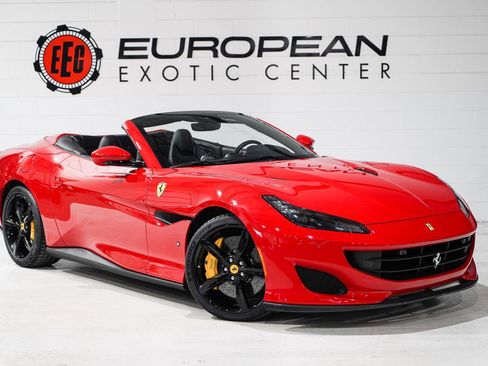 Used 2020 Ferrari Portofino image 1