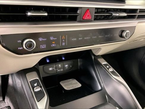Certified 2026 Kia Sorento EX FWD image 12