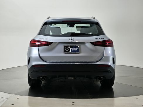 New 2026 Mercedes-Benz GLA 35 AMG 4MATIC image 4