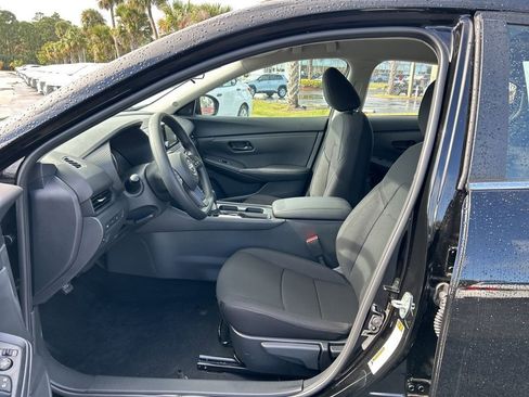 New 2025 Nissan Sentra S image 10