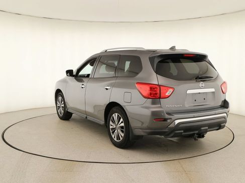 Used 2020 Nissan Pathfinder S FWD image 4