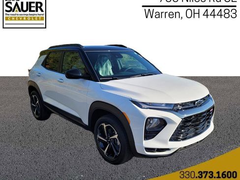 Used 2023 Chevrolet TrailBlazer RS w/ Convenience Package image 1