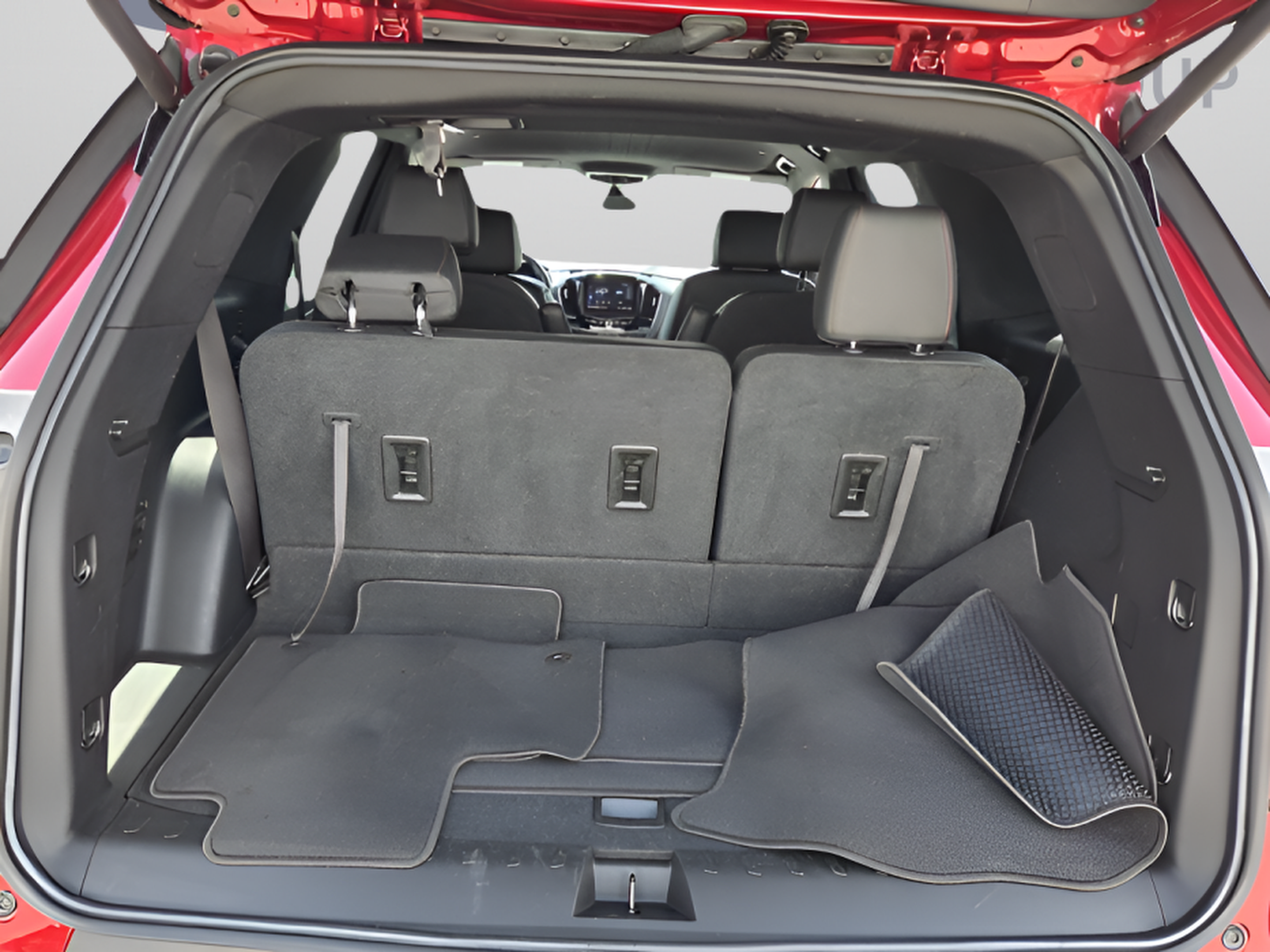Used 2023 Chevrolet Traverse RS FWD image 13