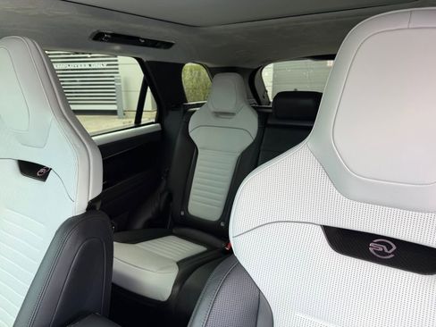 Used 2024 Land Rover Range Rover Sport AWD/4WD image 22