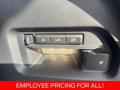 New 2026 Ford Explorer Tremor w/ Tremor Ultimate Package AWD/4WD image 23