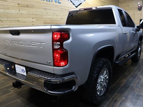 Used 2023 Chevrolet Silverado 2500 LT w/ Convenience Package AWD/4WD image 5