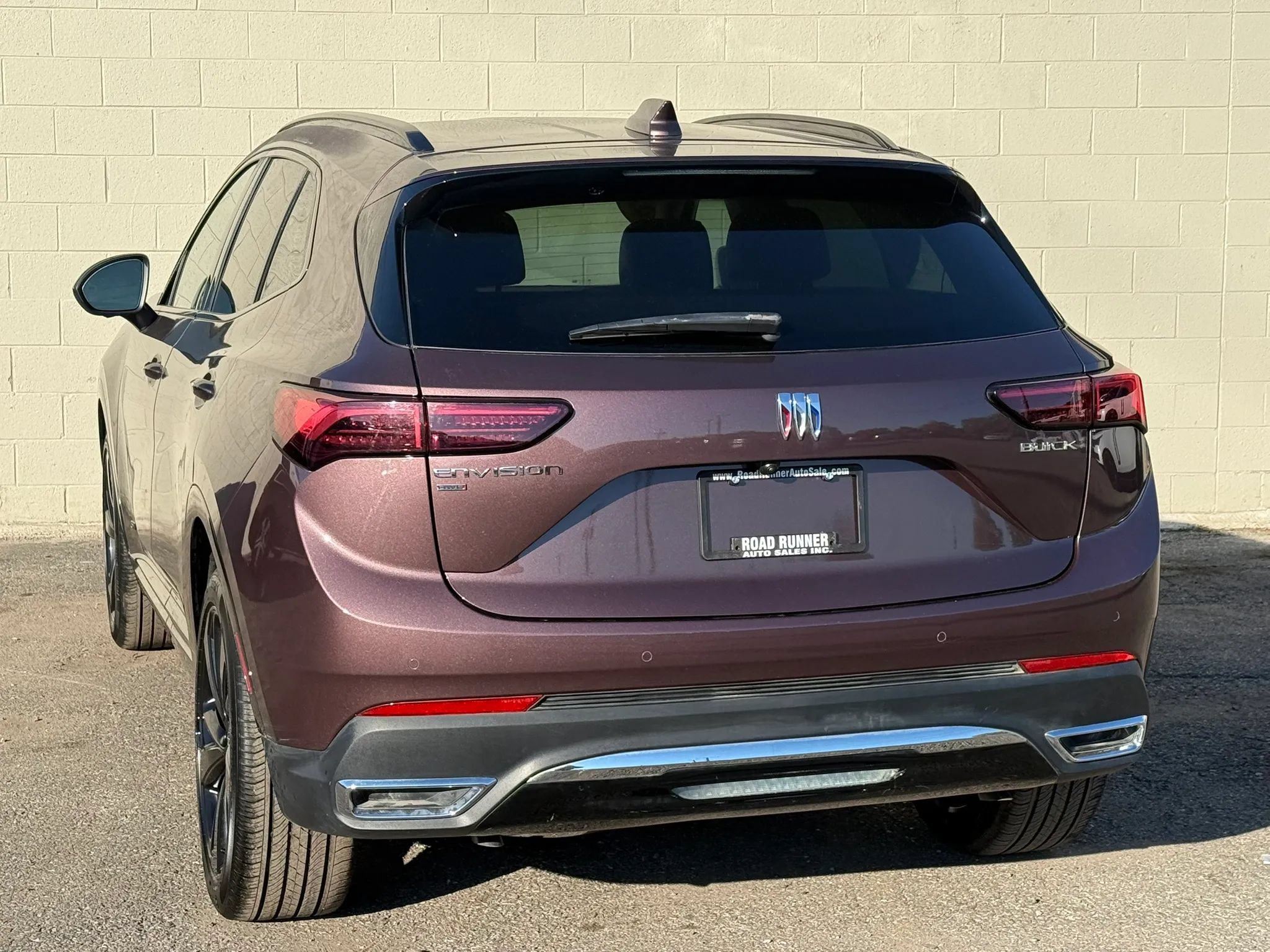 Used 2024 Buick Envision Sport Touring AWD/4WD image 5