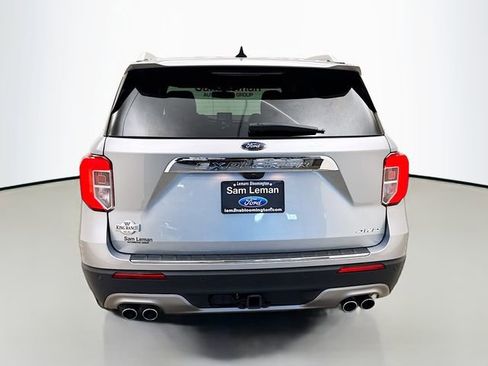Used 2024 Ford Explorer King Ranch w/ Technology Package image 6