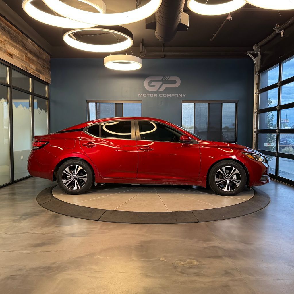 Used 2021 Nissan Sentra SV FWD image 2
