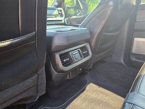 Used 2023 Ford F250 Platinum AWD/4WD image 26