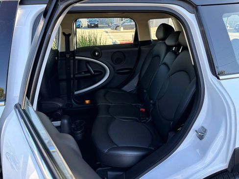 Used 2015 MINI Cooper Countryman FWD image 12