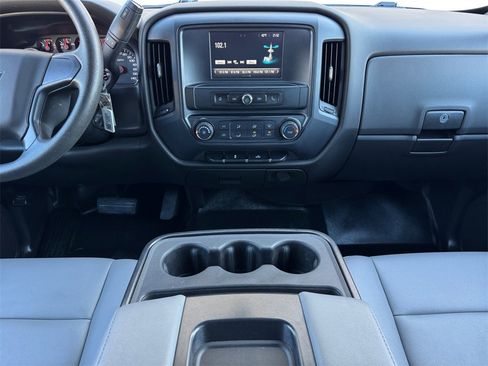 Used 2016 Chevrolet Silverado 2500 W/T image 23