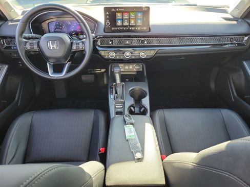 Used 2024 Honda Civic Touring image 29