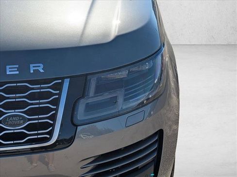 Used 2019 Land Rover Range Rover HSE image 9