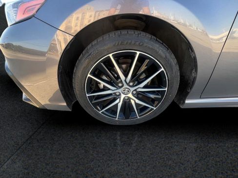 Used 2023 Toyota Camry SE FWD image 10