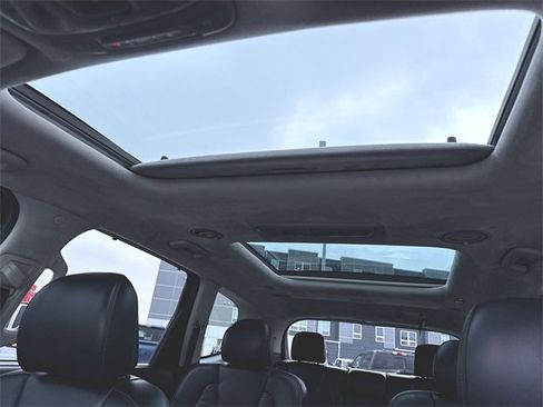 Used 2022 Kia Telluride SX w/ SX Prestige Package image 19