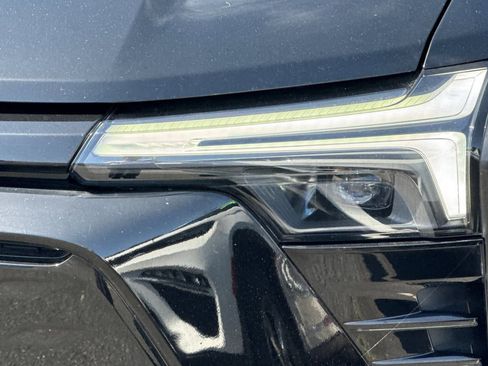 Used 2024 Chevrolet Blazer EV LT AWD/4WD image 47