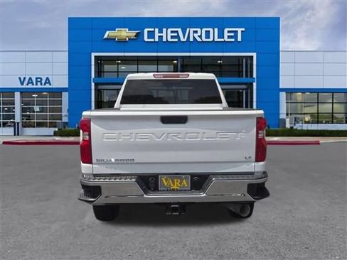Certified 2025 Chevrolet Silverado 2500 LT w/ Convenience Package AWD/4WD image 4