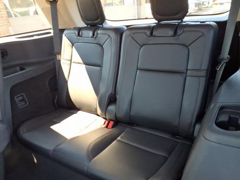 Used 2023 Lincoln Aviator Reserve w/ Equipment Group 201A image 13