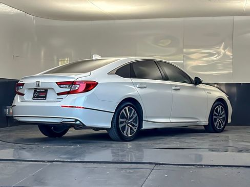 Used 2019 Honda Accord EX image 3