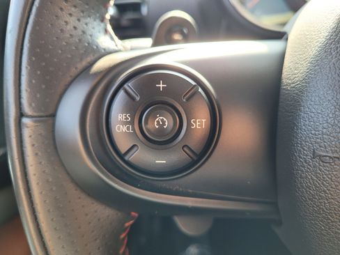 Used 2020 MINI Cooper Clubman S image 30