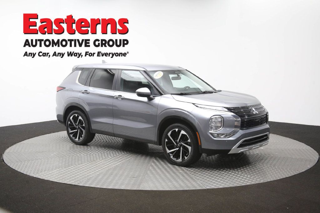 Used 2024 Mitsubishi Outlander SE FWD image 49