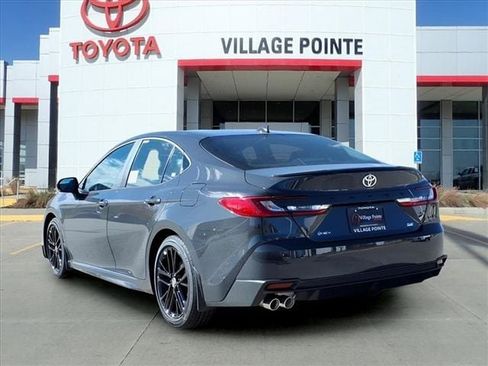 New 2026 Toyota Camry SE image 3