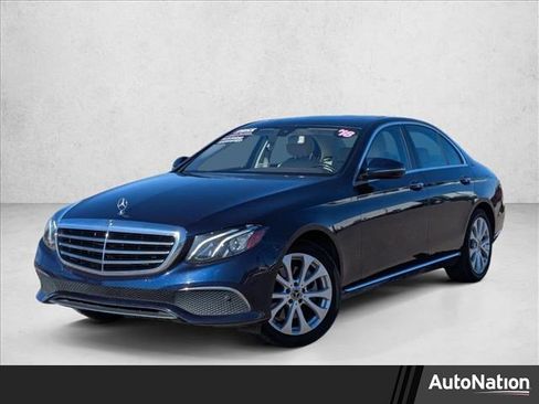 Used 2018 Mercedes-Benz E 300 image 1