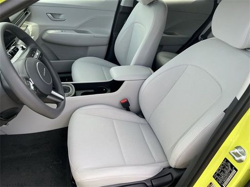 New 2026 Hyundai Kona SE image 16