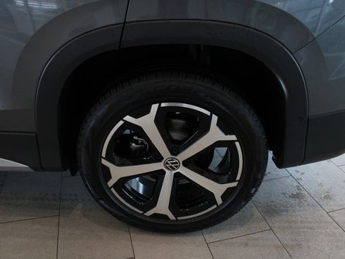 New 2026 Volkswagen Tiguan SE AWD/4WD image 28
