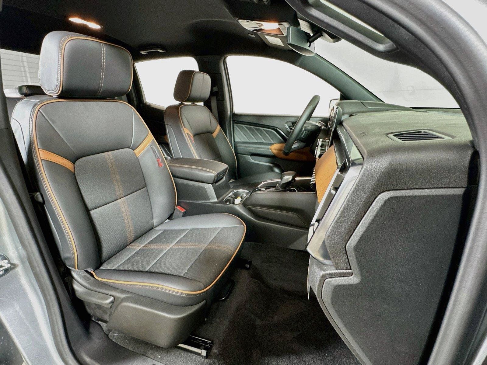 Certified 2026 GMC Canyon AT4 AWD/4WD image 26