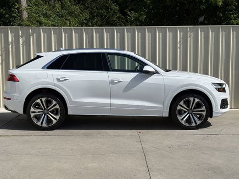 Used 2019 Audi Q8 Premium Plus AWD/4WD image 4