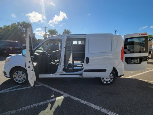 Used 2021 RAM ProMaster City Tradesman SLT image 15