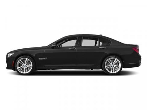Used 2014 BMW 750Li image 3