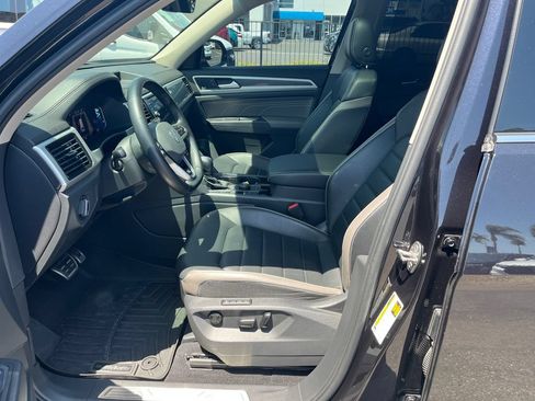 Used 2022 Volkswagen Atlas SEL Premium AWD/4WD image 9