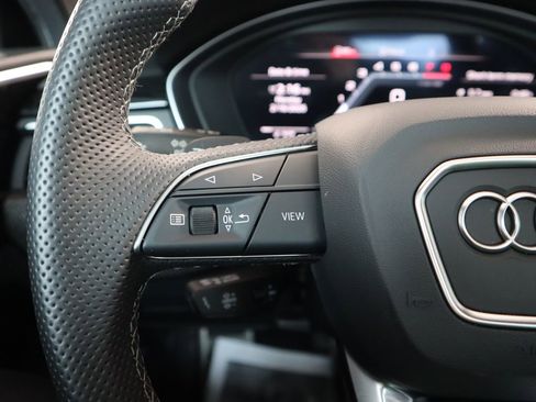 Used 2022 Audi S4 Premium Plus image 11