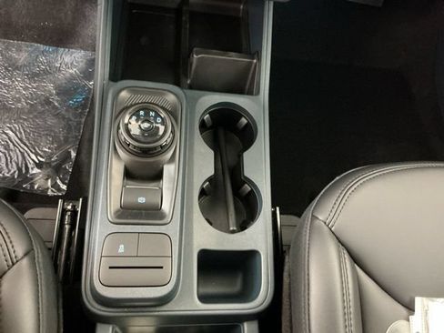 New 2026 Ford Maverick Lariat w/ Black Appearance Package AWD/4WD image 22