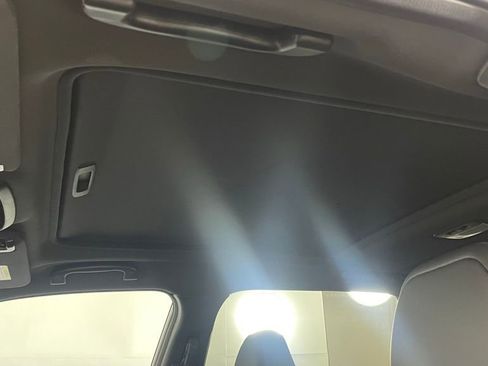 Used 2025 Subaru Forester Touring image 9