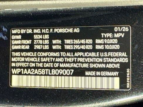 Used 2026 Porsche Macan AWD/4WD image 26