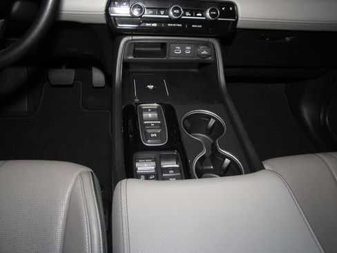 Certified 2023 Honda Pilot Elite image 16