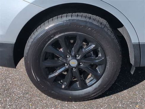 Used 2020 Chevrolet Equinox LT image 14